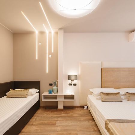 Etruska Luxury Trastevere Guesthouse Рим Екстер'єр фото